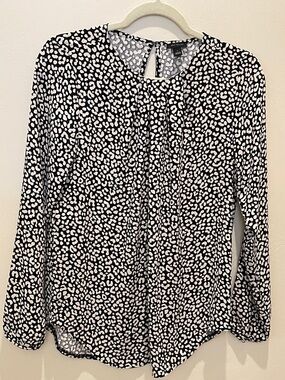 Ann Taylor Black and Cream Printed Long Sleeve Blouse